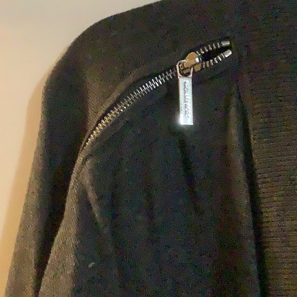 3 for $10 Grey Sweater  cold shoulder with zipper - Picture 2 of 3